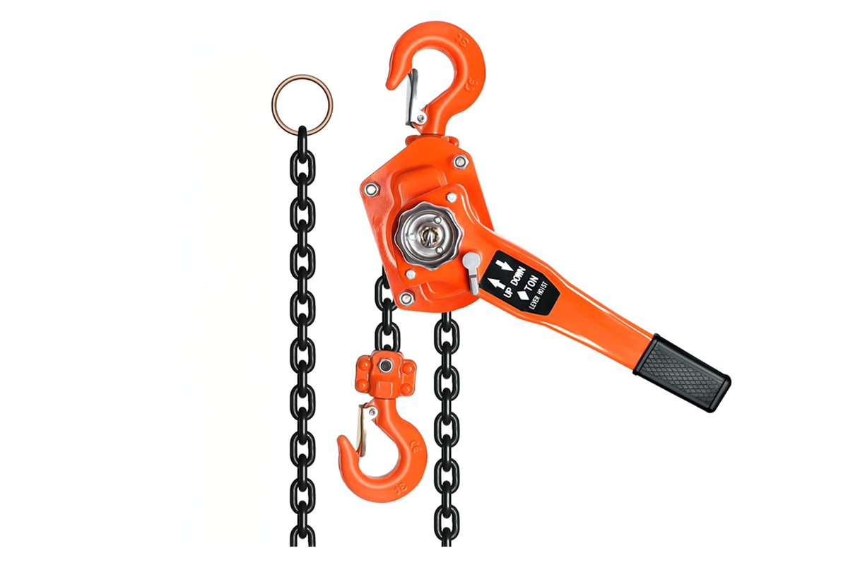 Chain hoist lever block lifting heavy load safely