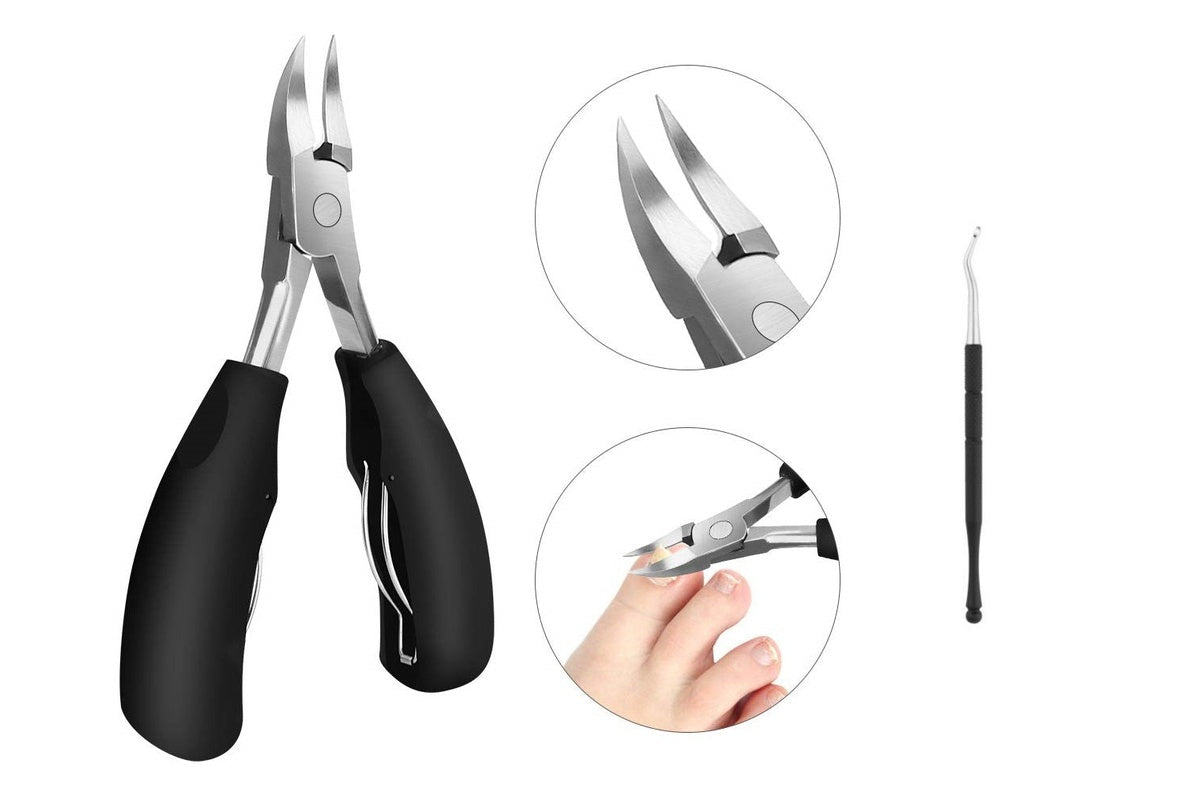 Nail clippers with included toenail lifter