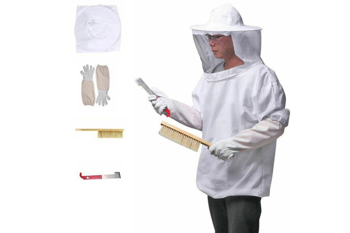 Round hat with black net veil for visibility