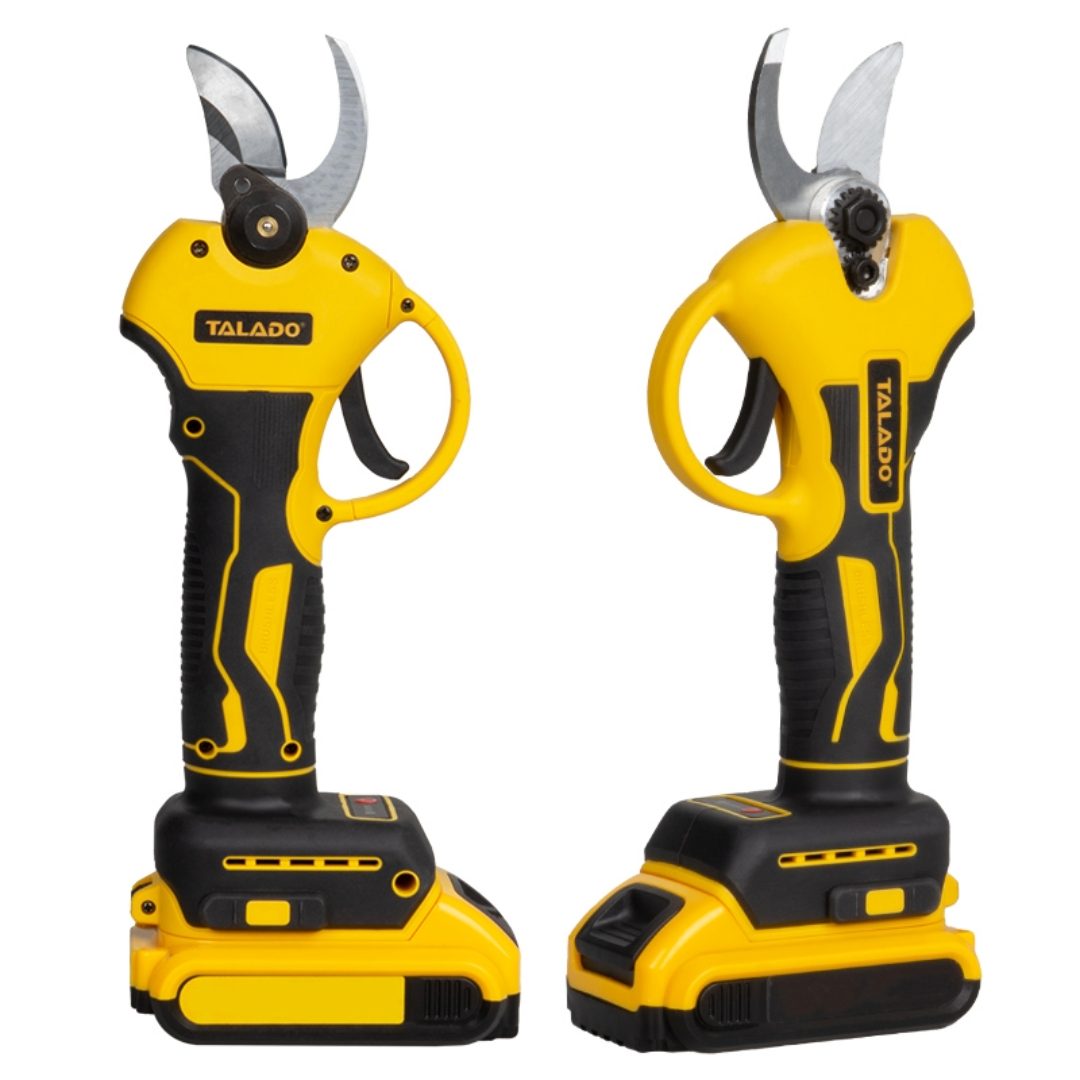 Cordless pruner included charger and carry case