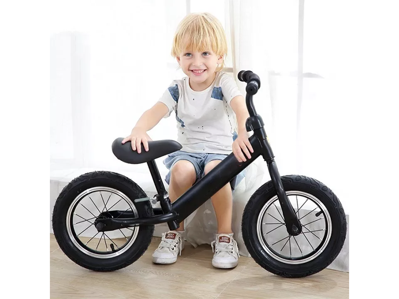 Balance bike with comfortable seat