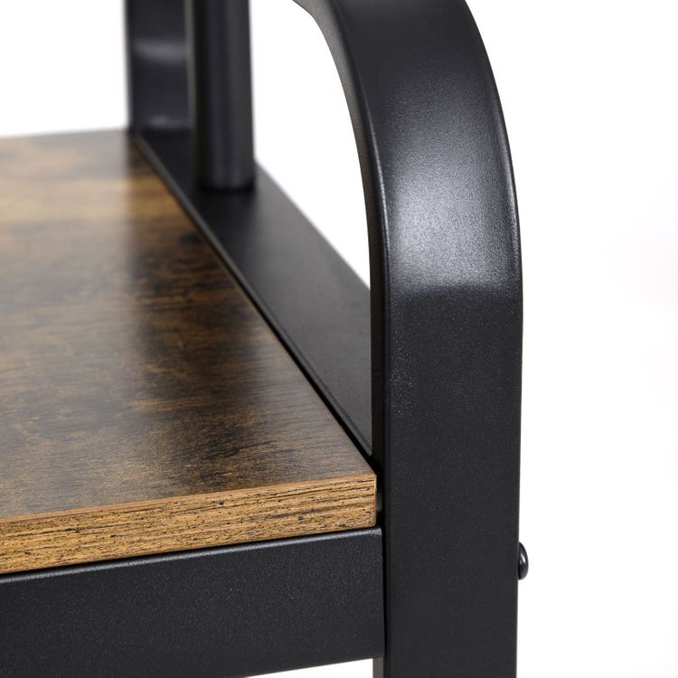 Sturdy shoe bench with metal frame