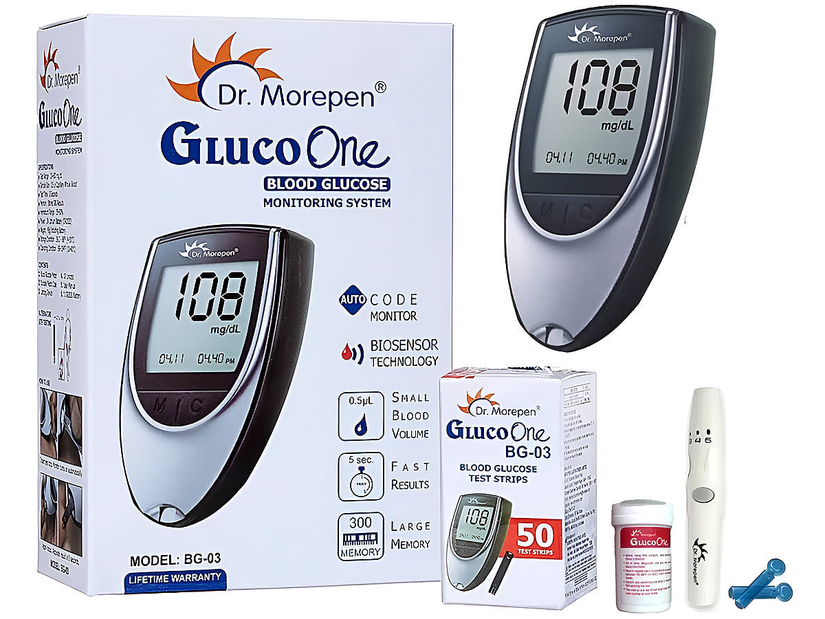Blood glucose meter with lancing device