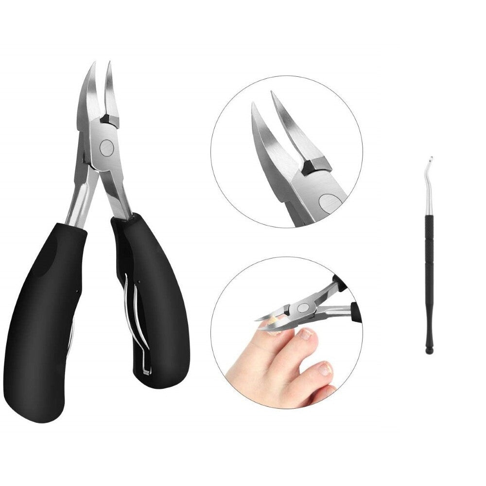 Toe nail clippers with non-slip grip