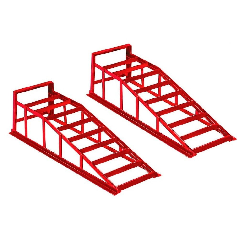 Car ramps used under vehicle tyres