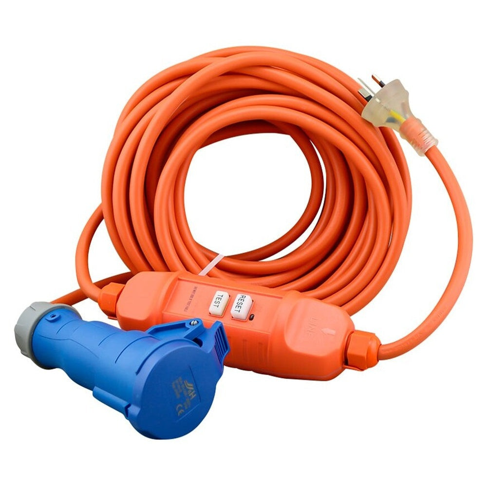 10m extension lead with IP44 splash cover