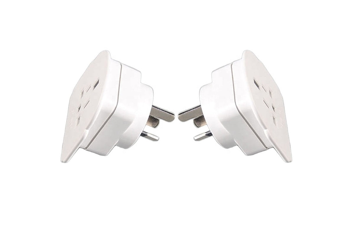 Travel adapter with metal prongs