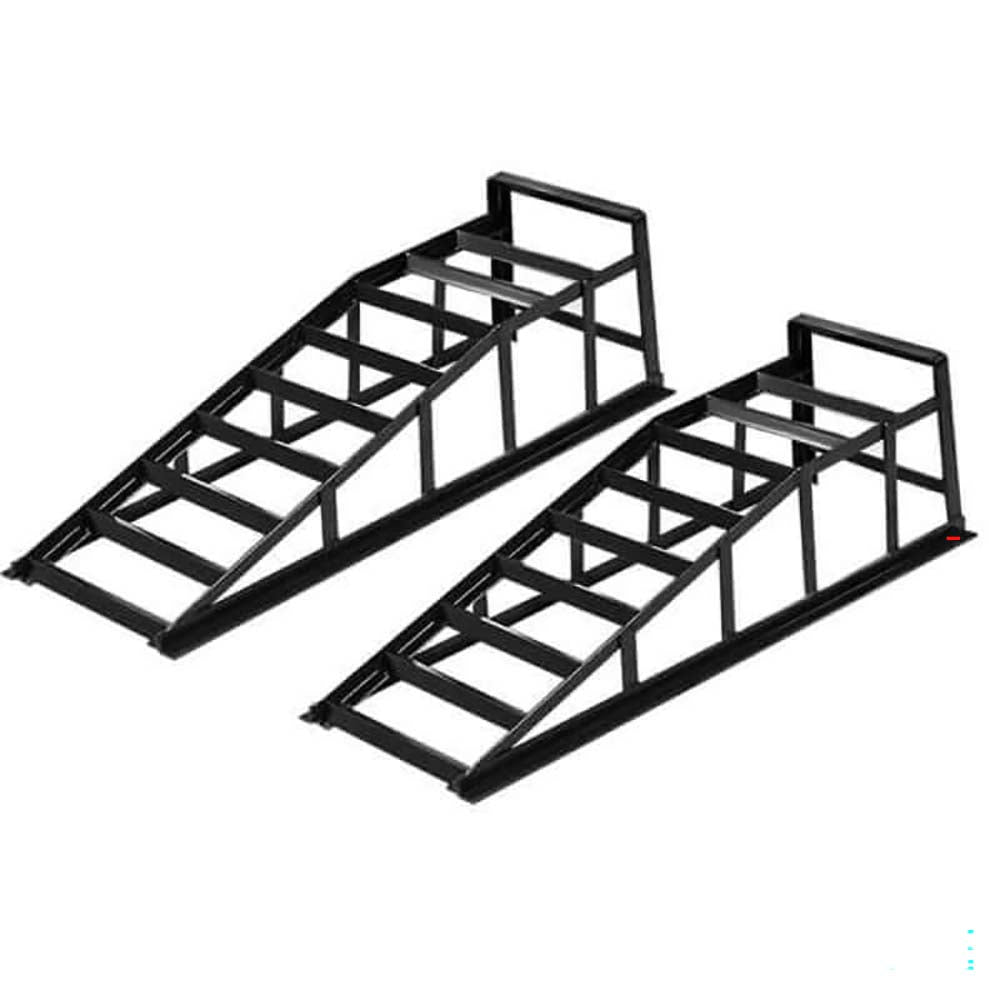 Car ramps showing 940mm length