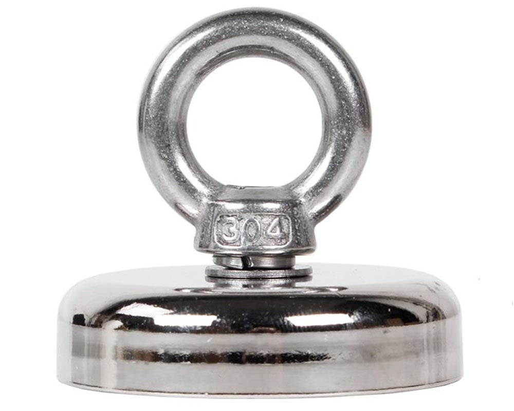 Durable steel construction of magnet hook