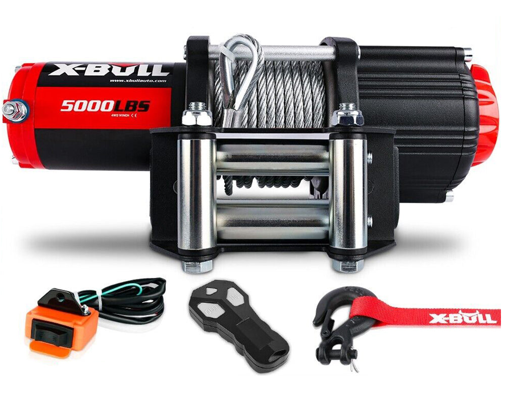 Electric winch installed on 4WD vehicle