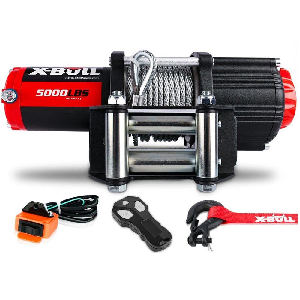 Winch gear train and free spool mechanism