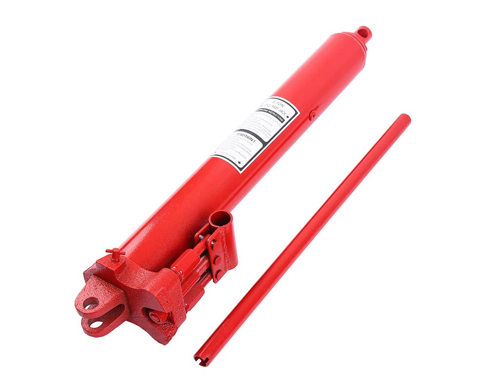 Long ram jack lifting heavy machinery safely
