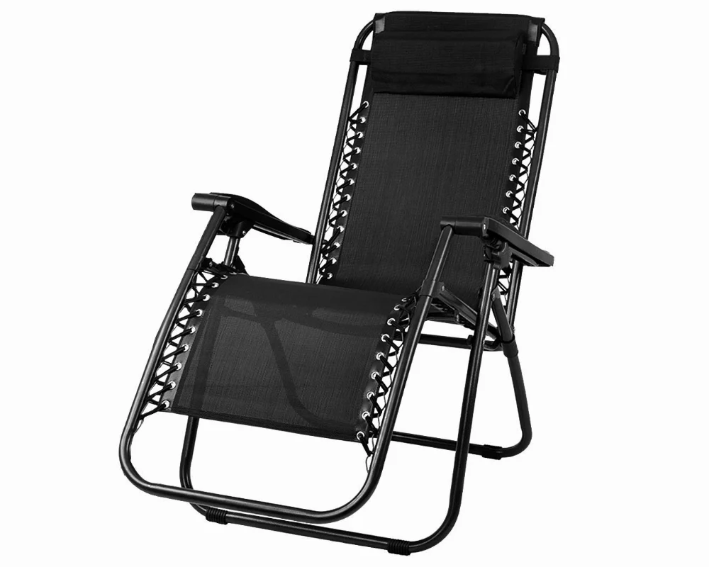 Detachable headrest attached to chair