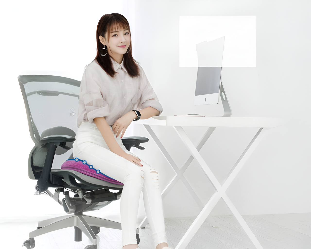 Memory Foam Donut Seat Cushion travel friendly