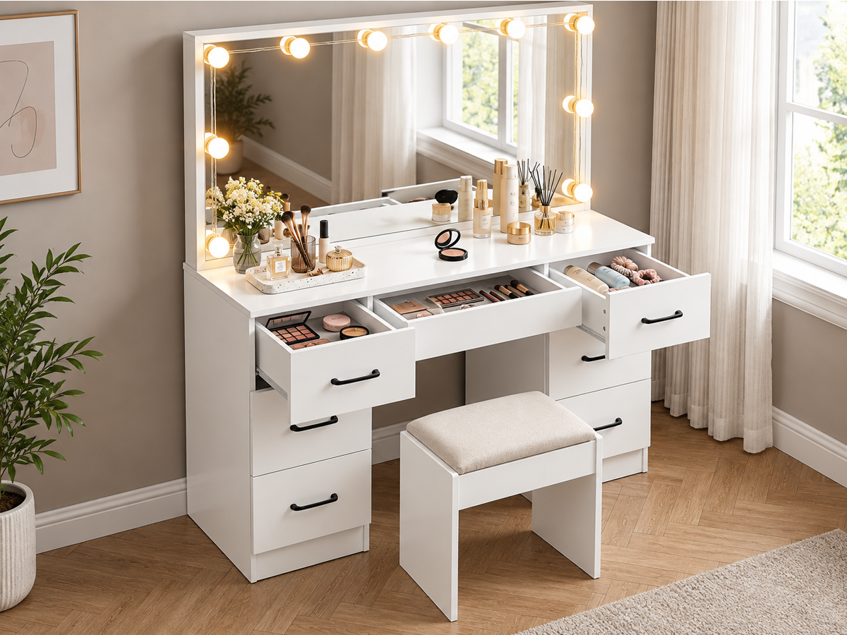 Dressing Table With Mirror