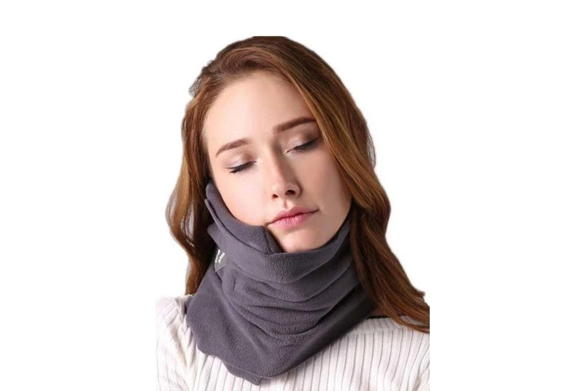 Neck support pillow with foam interior