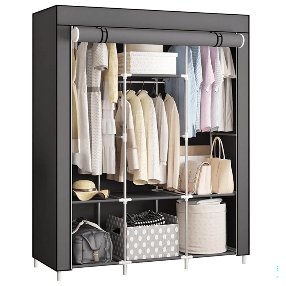 Wardrobe organiser zipped closed with handle