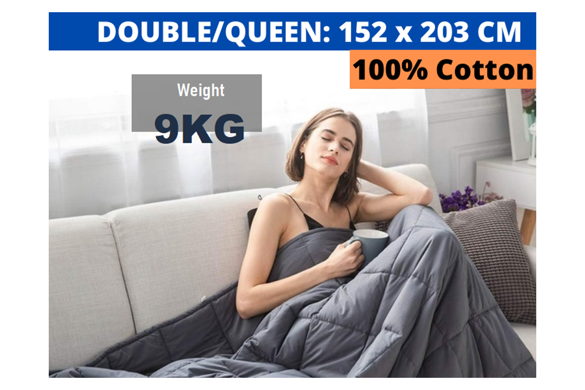 Weighted blanket with glass bead filling
